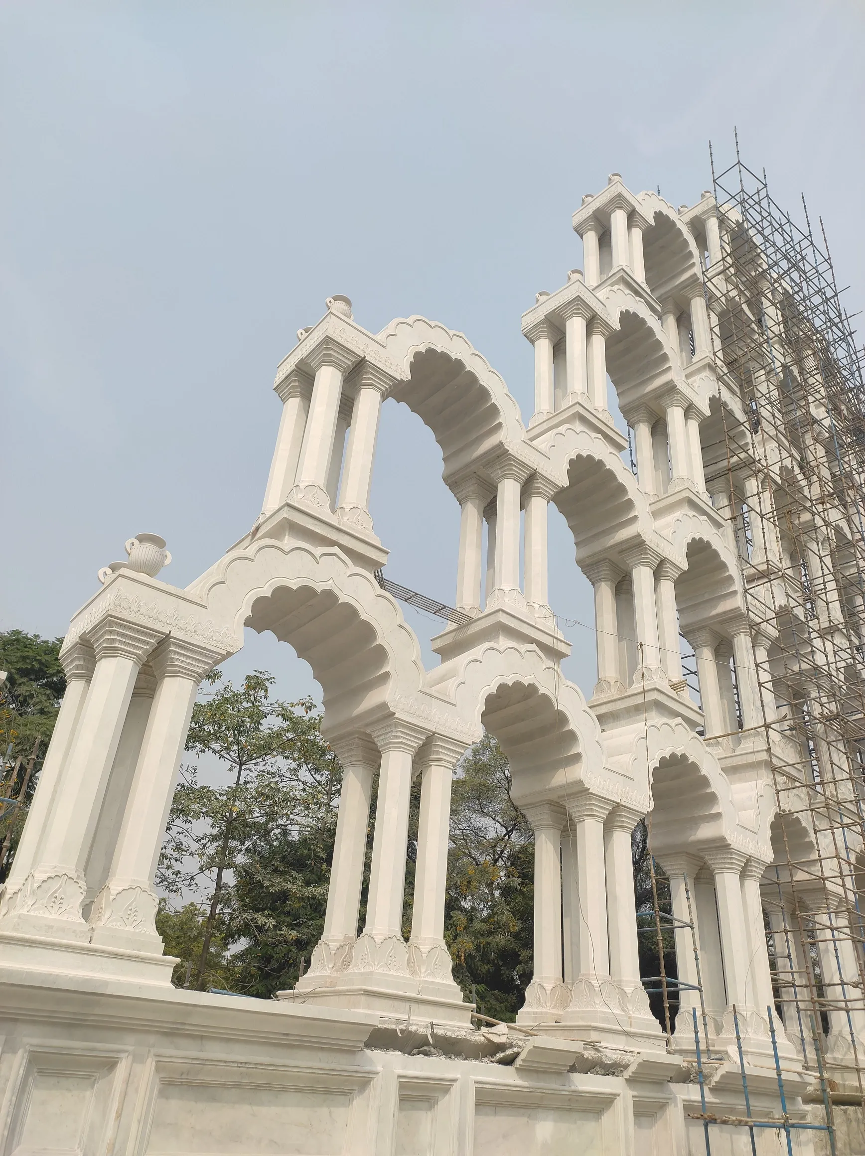 Decorative marble pillars and arches