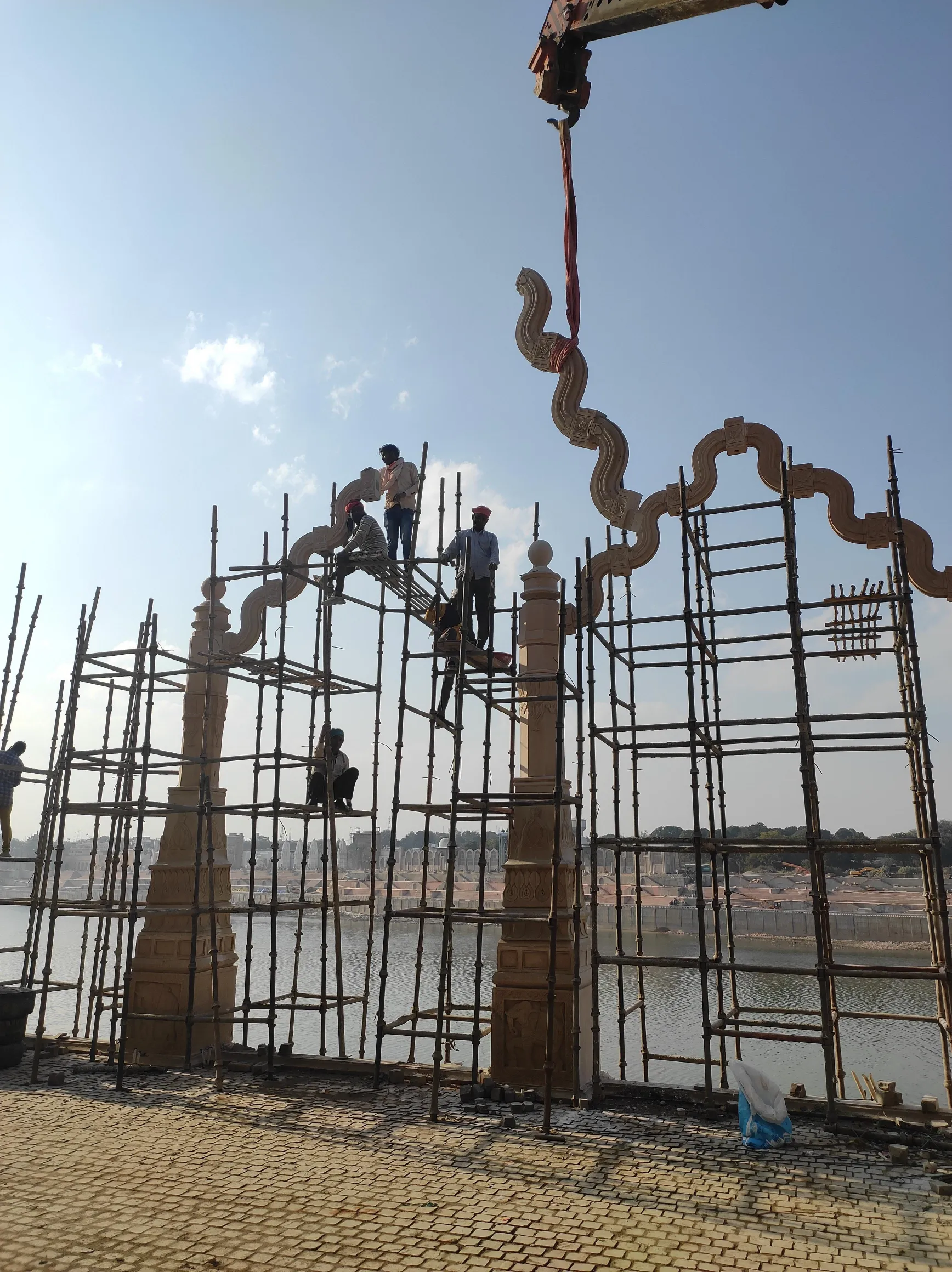 Grand Arch — Kota during construction, photo 2