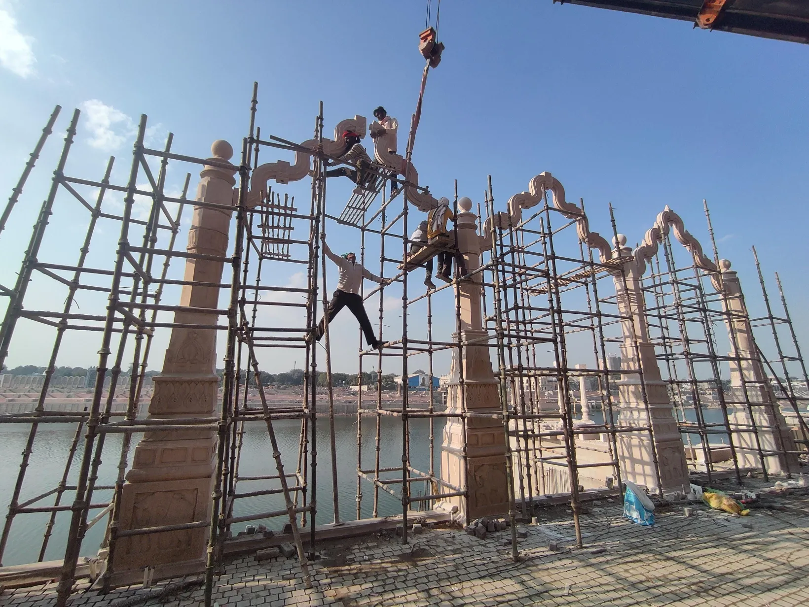 Grand Arch — Kota during construction, photo 4