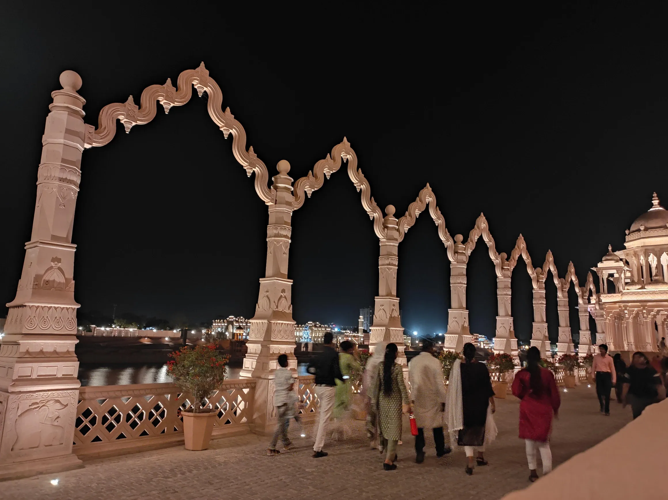 Grand Arch, Kota — view 4