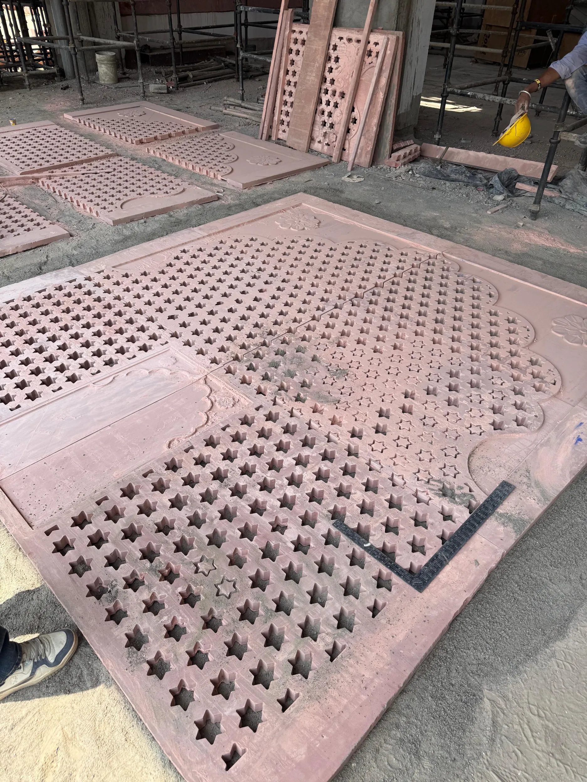 Red sandstone decorative jali panel – Jaipur Junction Redevelopment, Jaipur