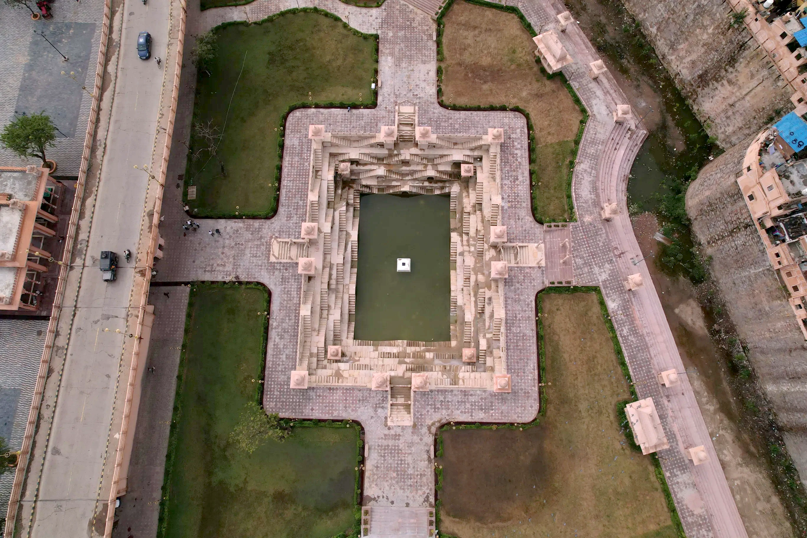 Aerial view of the stepwell at night – Stepwell, Nayapura, Kota