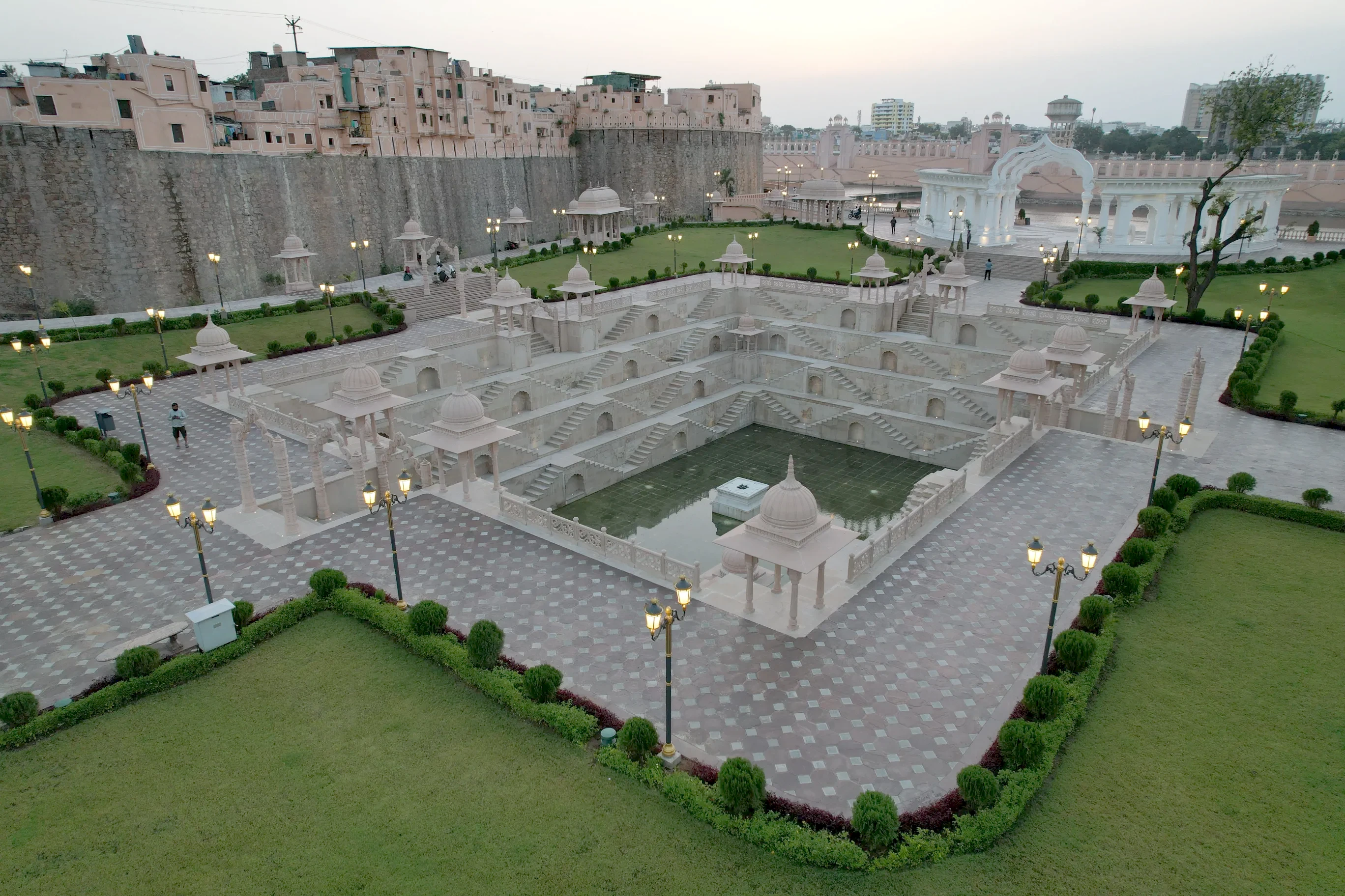 Stepwell and gardens below the fort wall – Stepwell, Nayapura, Kota