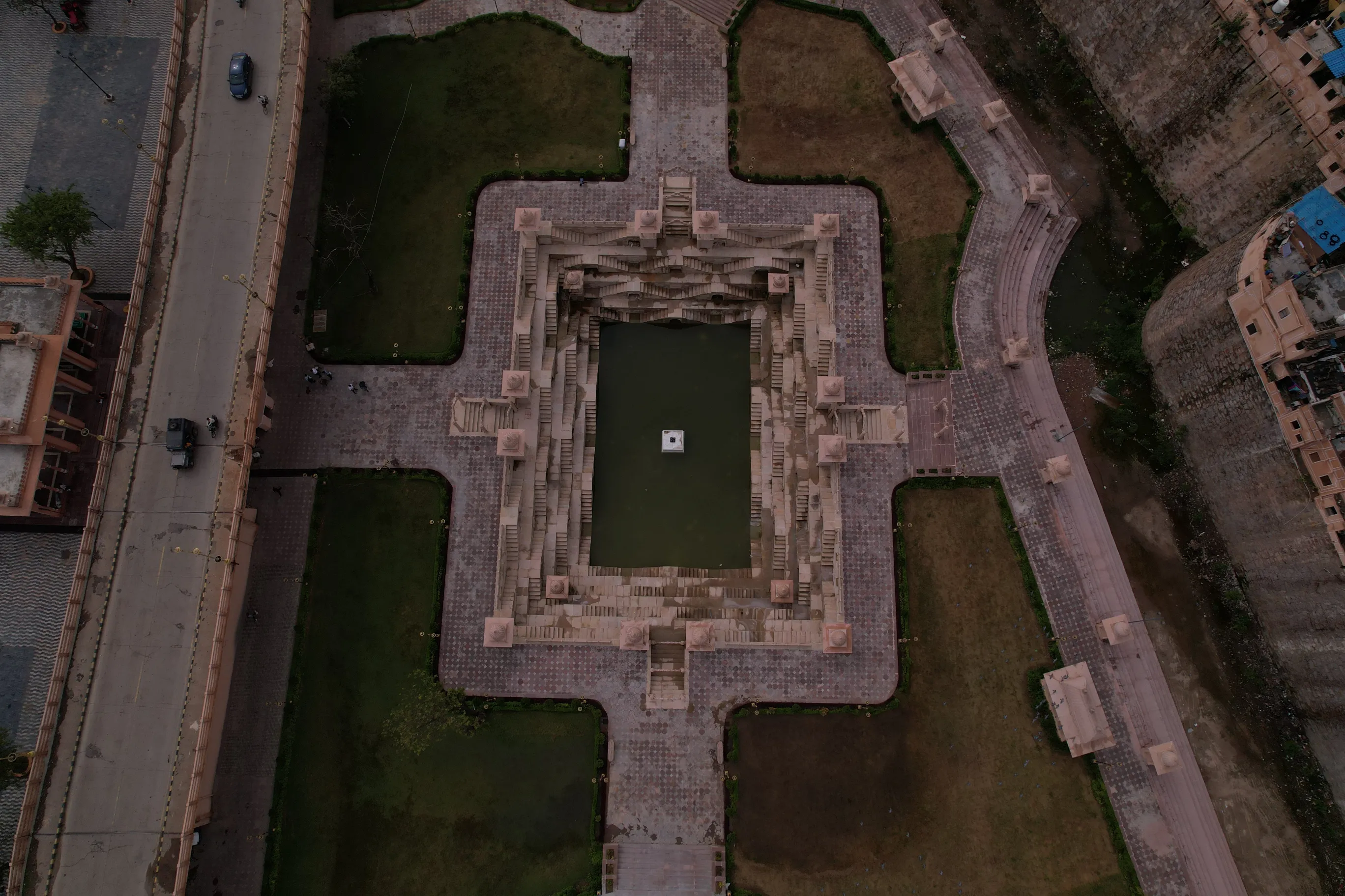 Stepwell — Nayapura, Kota photo 10