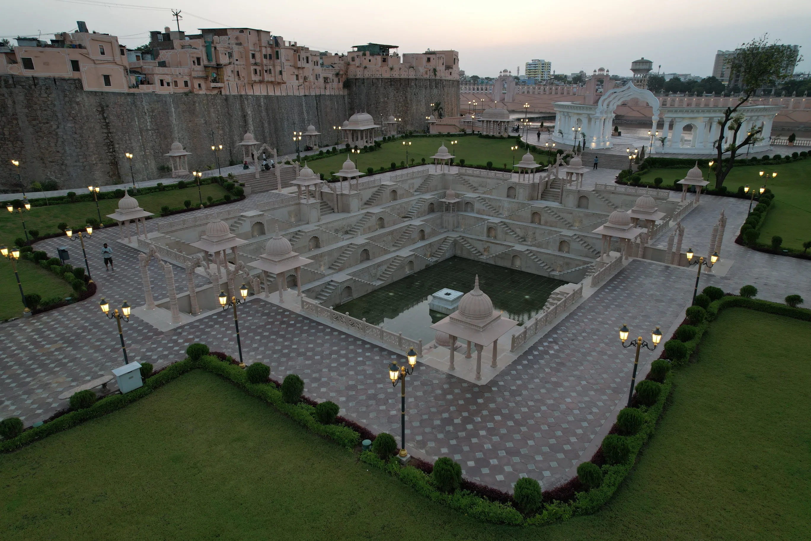 Stepwell — Nayapura, Kota photo 8