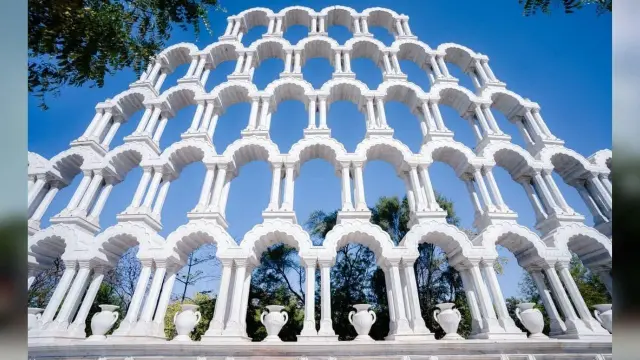 Tiered white marble arches against a blue sky – Toran Dwar – Gateway of Rajasthan, Jaipur